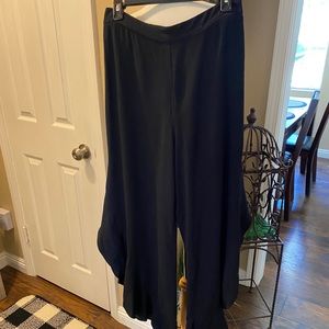 Wide leg ruffle pants